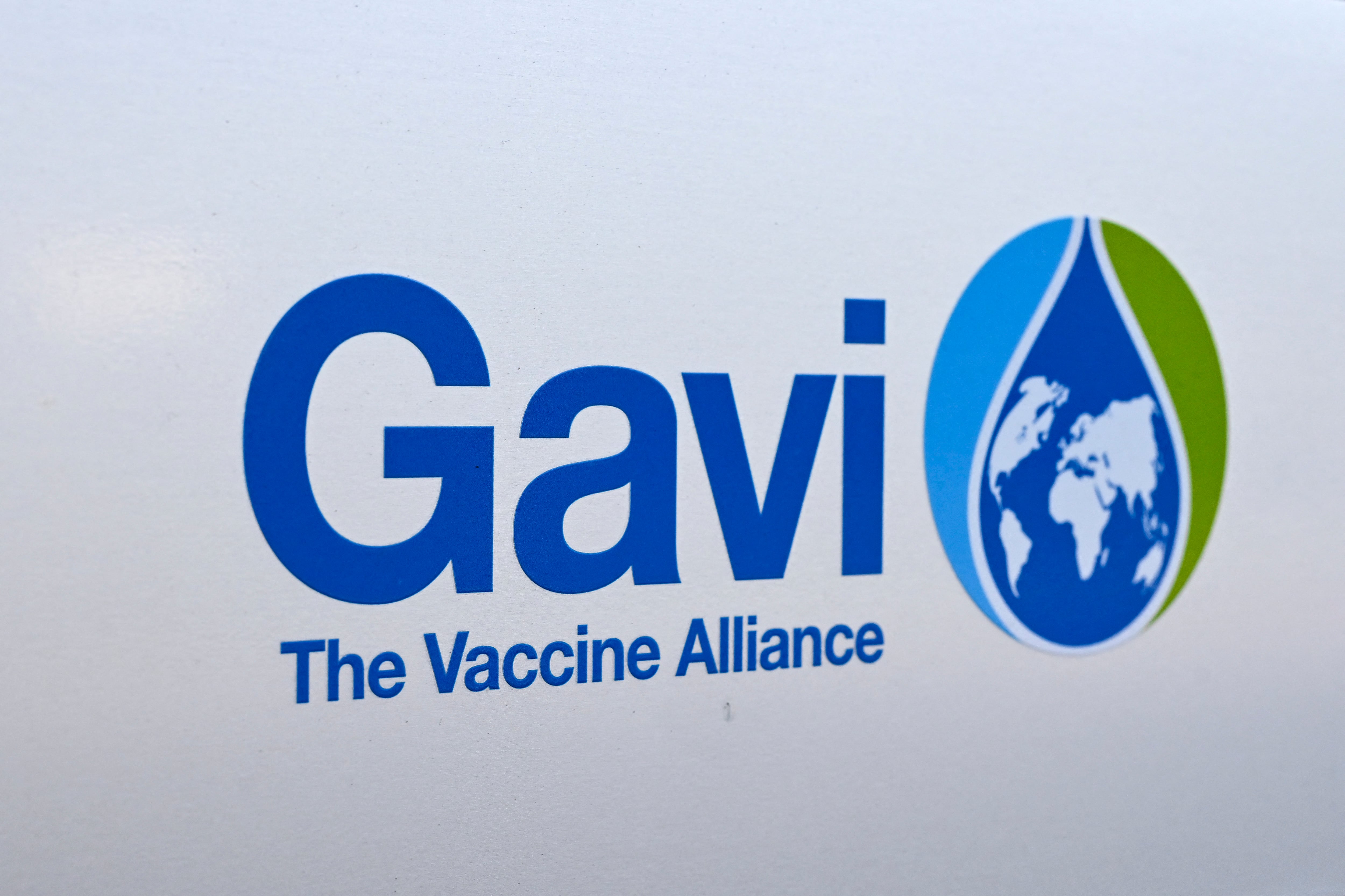 A Gavi sign.
